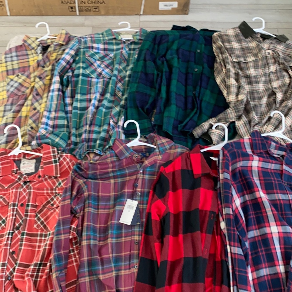8 Plaid long sleeve button up shirts